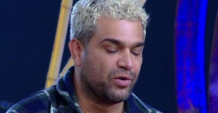 A Fazenda: Evandro Santo se revolta e ameça abandonar o reality show