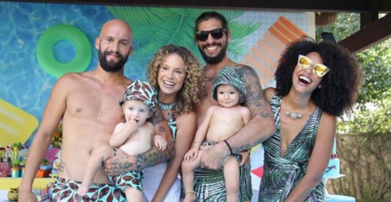 Sheron Menezzes e Maíra Charken festejam o 1º ano dos filhos