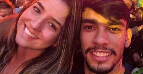 Em rara aparição, Lucas Paquetá, do Flamengo, curte passeio romântico com a namorada