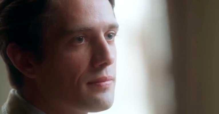 Após quase um mês, mocinho de ‘Espelho da Vida’ finalmente entra na novela