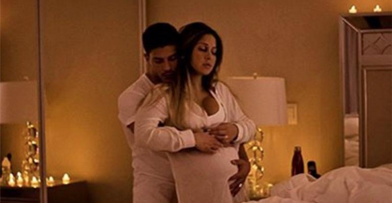 Mayra Cardi emociona ao homenagear Arthur Aguiar