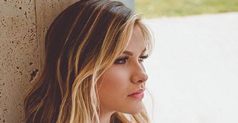 Andressa Suita aposta em ‘look lençol’ e divide opiniões dos fãs