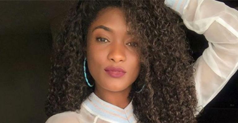 Erika Januza sofre racismo na web e desabafa