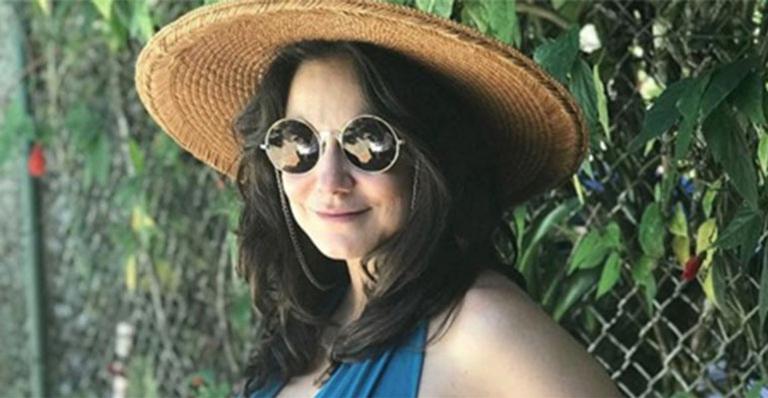 Aline Fanju mostra qual foi a lembrancinha do chá de bebê da filha: ‘Patuá de Tetê’
