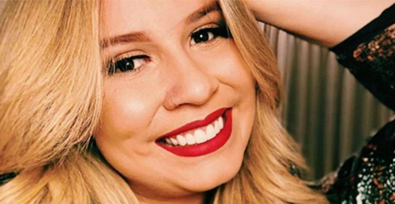 Marília Mendonça mostra seu corpo de antes de perder 20 kg