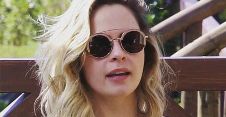 Ana Paula Renault agarra Gabi Prado em encontro após ‘A Fazenda 10’