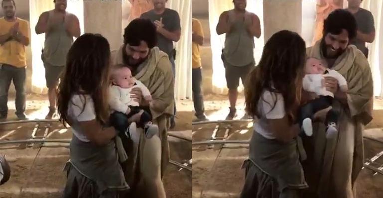 Dudu Azevedo ganha festa surpresa nos bastidores da novela ‘Jesus’