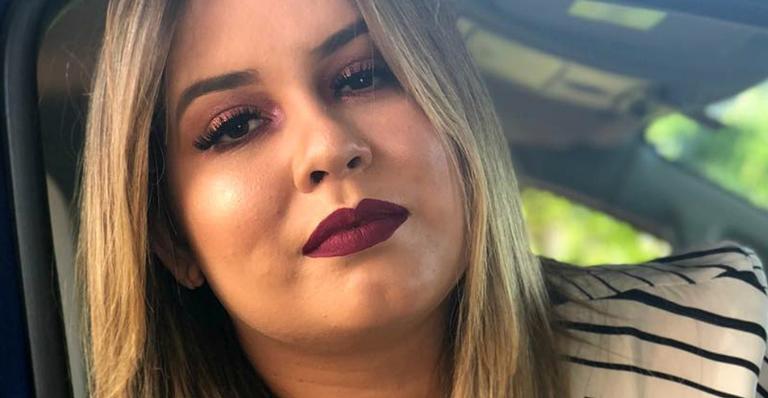 Perrengue! De dieta, Marília Mendonça derruba lanchinho pela janela e se desespera