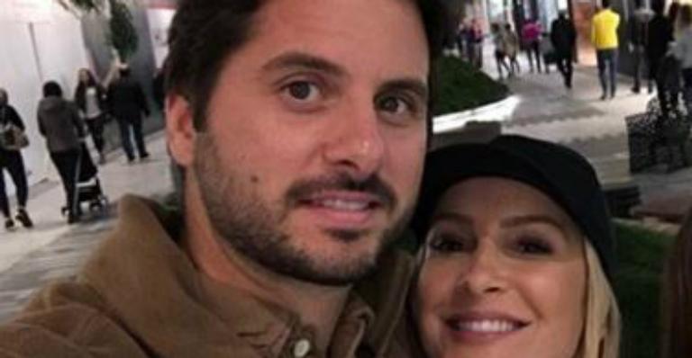 Marido de Claudia Leitte sai em defesa da esposa após polêmica com Silvio Santos: ”Você merece respeito”