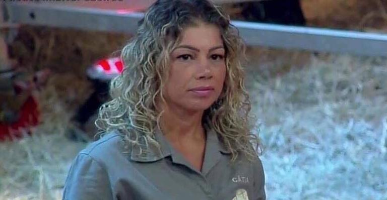 A Fazenda: Durante expulsão de Catia Paganote, Marcos Mion faz comentário inesperado: ”Foi uma guerreira”