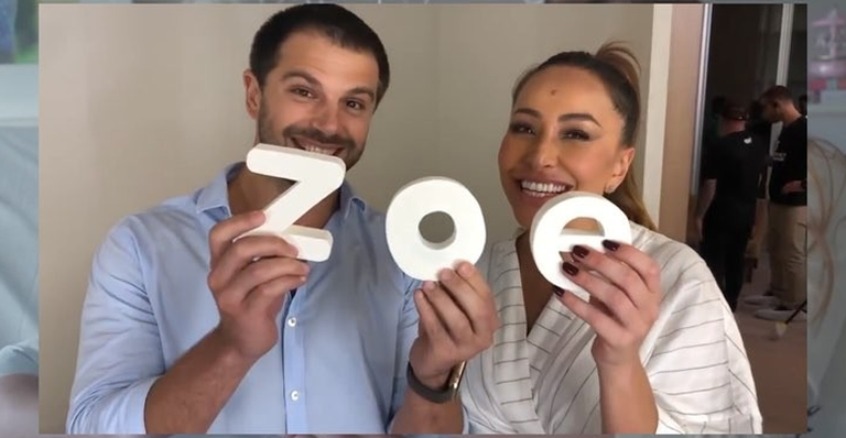 De bordados à caixinhas com amêndoas e bonequinhas japonesas; confira as lembrancinhas de Zoe, filha de Sabrina Sato e Duda Nagle