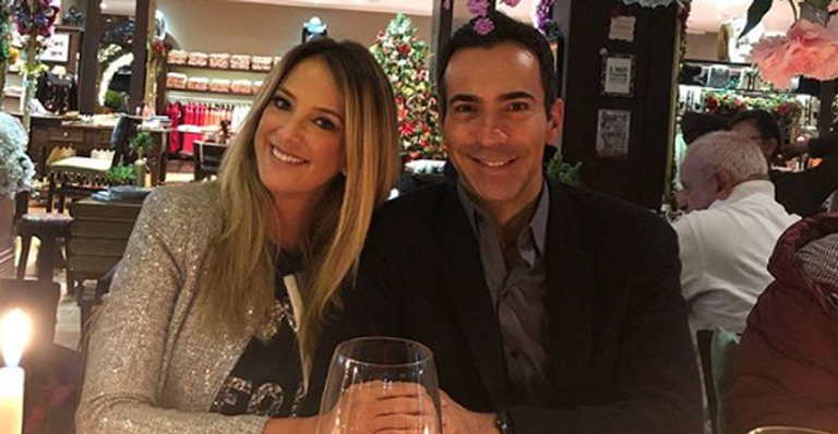Ticiane Pinheiro está grávida do 1º filho com César Tralli