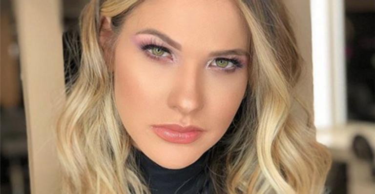 Andressa Suita surge com os filhos ao explicar seu sumiço das redes sociais