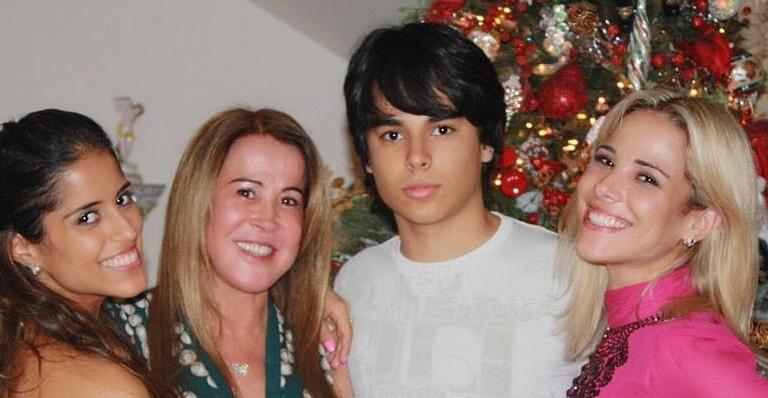 Em foto com Wanessa, Zilu Camargo fala sobre o espírito de Natal: “Desejar o bem e ter mais empatia”