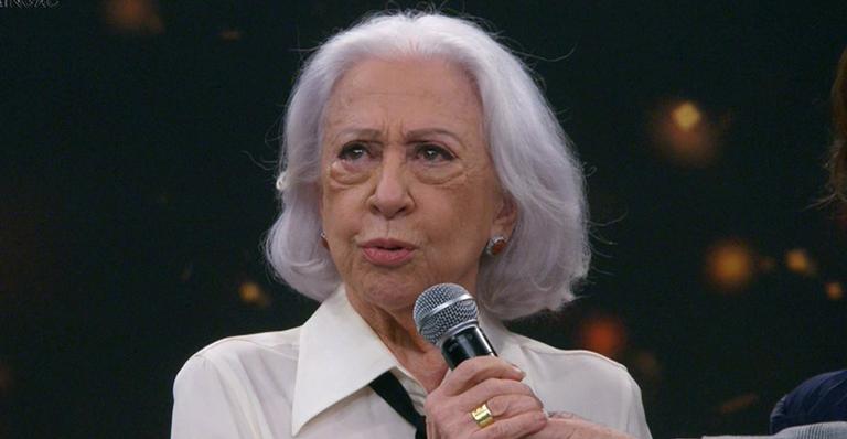 Fernanda Montenegro pede respeito em nome da classe artística: ”Não somos corruptos”