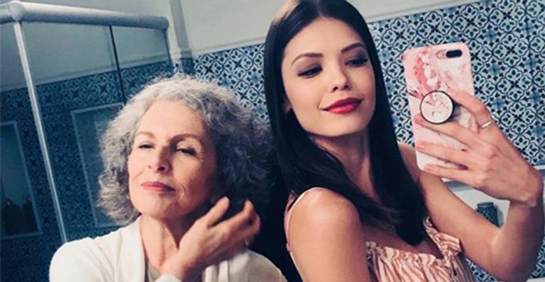 Vitória Strada faz homenagem para Irene Ravache