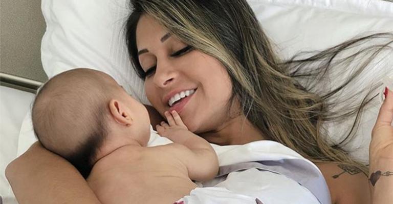 Após polêmicas sobre a filha, Mayra Cardi anuncia que vai sair das redes sociais
