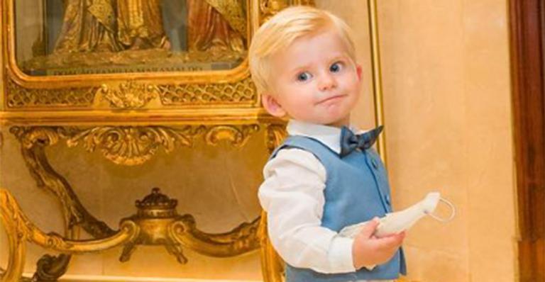 Enrico Bacchi rouba a cena no segundo casamento de Karina Bacchi e Amaury Nunes