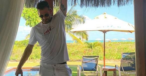 Henri Castelli se hospeda em pousada de luxo em Alagoas: “Dias incríveis”