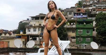 Anitta comemora um ano de clipe histórico: ”Vai todo mundo dizer que eu estou me achando”