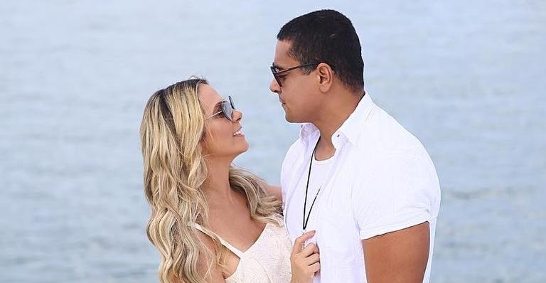 Carla Perez faz homenagem para Xanddy: “Amor e dedicação”