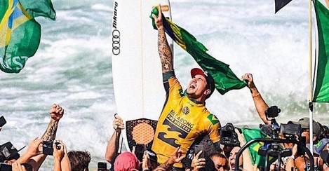 Famosos parabenizam Gabriel Medina pelo bicampeonato mundial
