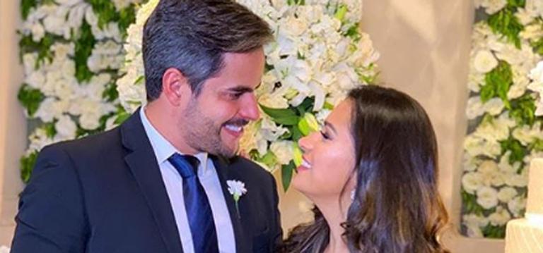 Simone arrasa com longo em casamento luxuoso em que filho foi pajem