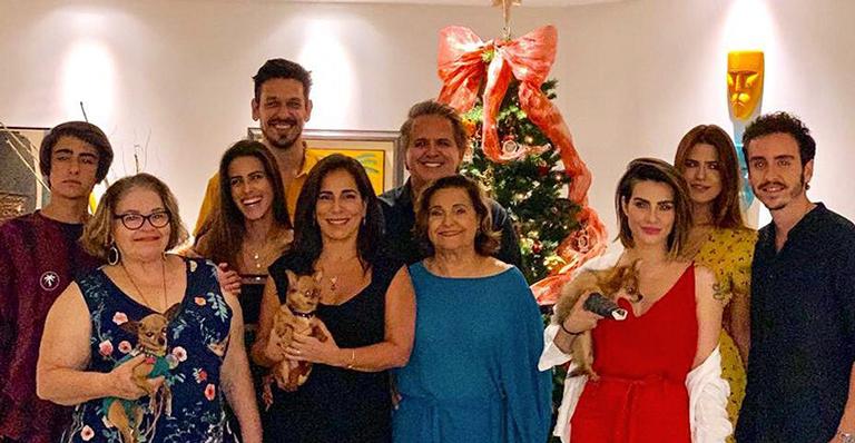 João Vicente de Castro passa o Natal na casa da ex-namorada, Cleo