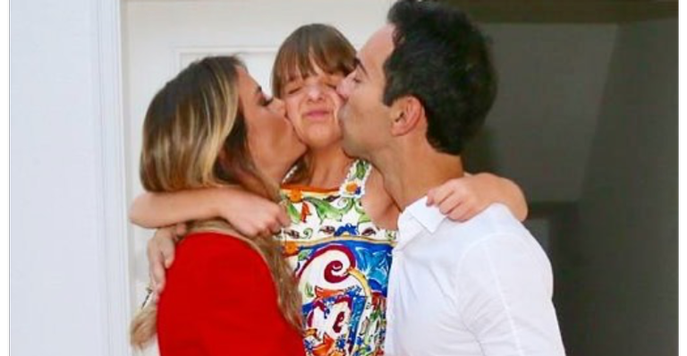 Ticiane Pinheiro e César Tralli celebram Natal em família