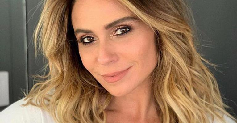 Em clique raro, Giovanna Antonelli surge com o filho mais velho