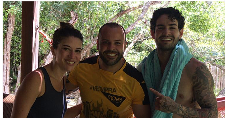 Rebeca Abravanel e Alexandre Pato curtem viagem juntos