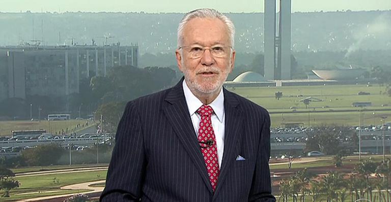 Alexandre Garcia deixa a Rede Globo e ganha homenagem de Ali Kamel