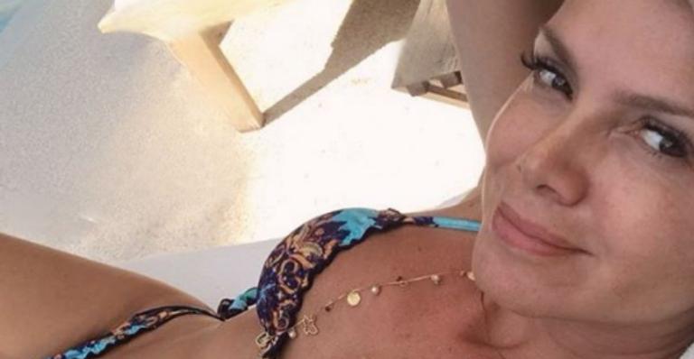 Mãe de dois, Eliana esbanja toda boa forma em clique de biquíni: ”Perfeita”