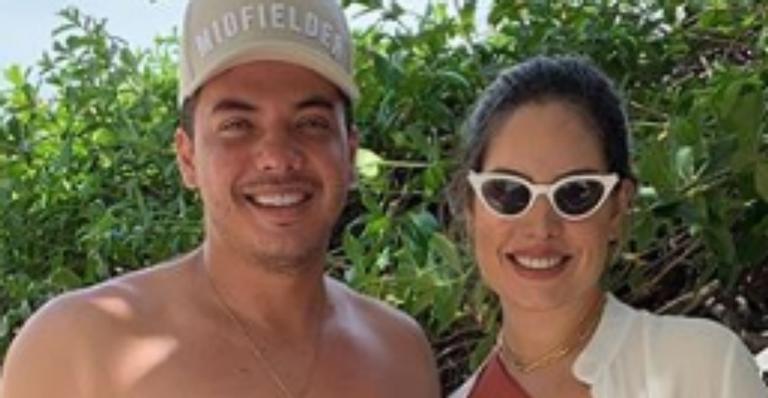 Em raro clique, Wesley Safadão posa sem camisa após perder 10kg: ”Agora ta fitness”