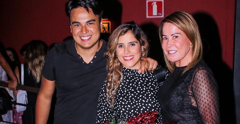 Zilu Camargo festeja a gravidez da filha, Camilla Camargo