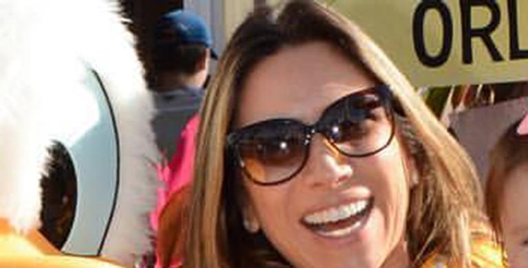 Patrícia Abravanel surge em novo clique exibindo barrigão