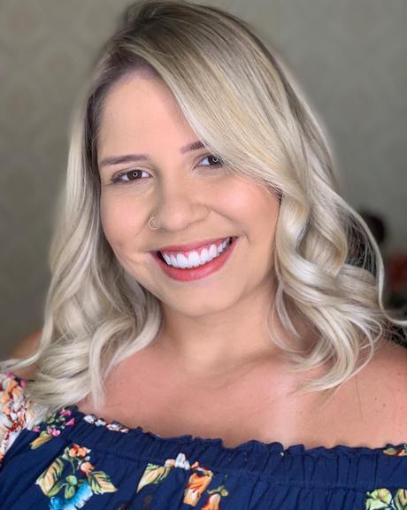 Marília Mendonça assume ‘chifre’ publicamente e diverte fãs