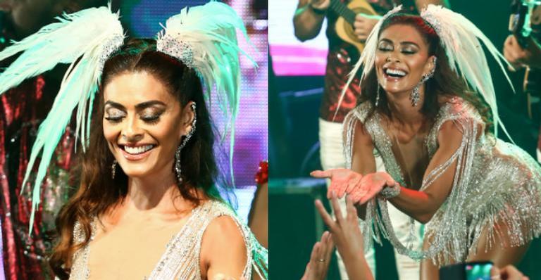 Decotadíssima, Juliana Paes surge deslumbrante em vestido brilhante e samba muito no Rio