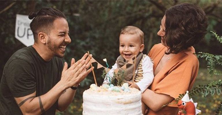 Junior Lima conta como escolheu o nome do filho e como é a dieta do bebê
