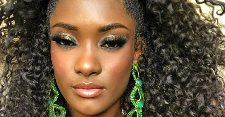 Erika Januza se emociona ao falar do carnaval: ‘Sou grata’