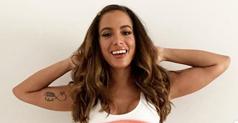 Anitta desabafa sobre a vida amorosa: ‘Eu pego por vontade e não por necessidade’
