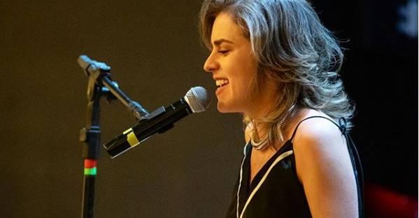 Após fim de Rouge, Lu Andrade faz show solo: ‘Coração preenchido’