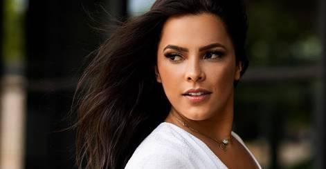 Emilly Araújo surge em clique sensual com biquíni PP: “Maravilhosa”