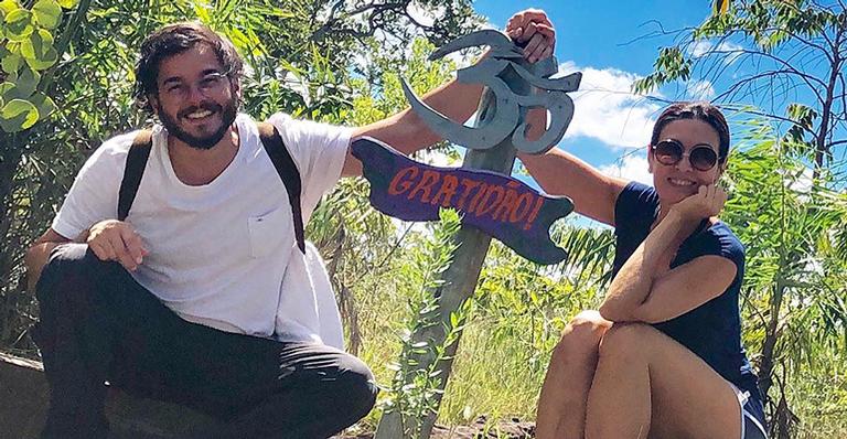Fátima Bernardes curte viagem com o namorado para a Chapada dos Veadeiros
