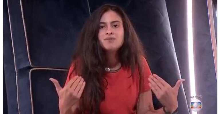 Ex-BBB Hana Khalil reencontra o ex-namorado que é ator da Globo