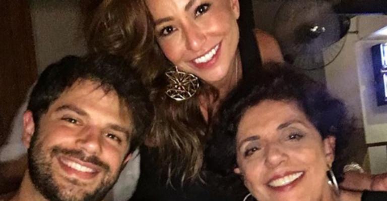 Leda Nagle se derrete pela nora e parabeniza Sabrina Sato: “Grande guerreira e mãe”