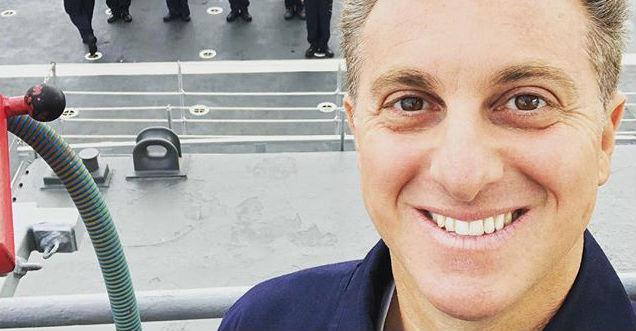 Aniversariante do dia, Neymar Jr recebe os parabéns de Luciano Huck: ‘Feliz aniversário meu irmão’
