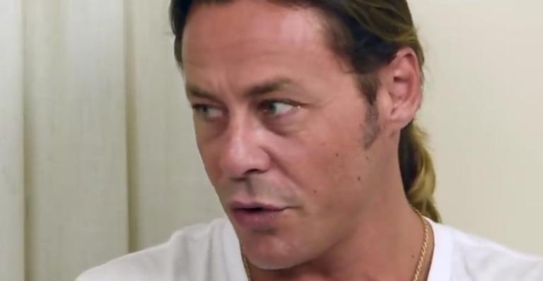 Theo Becker faz revelações polêmicas sobre os bastidores de ‘A Fazenda’ e acusa Record TV