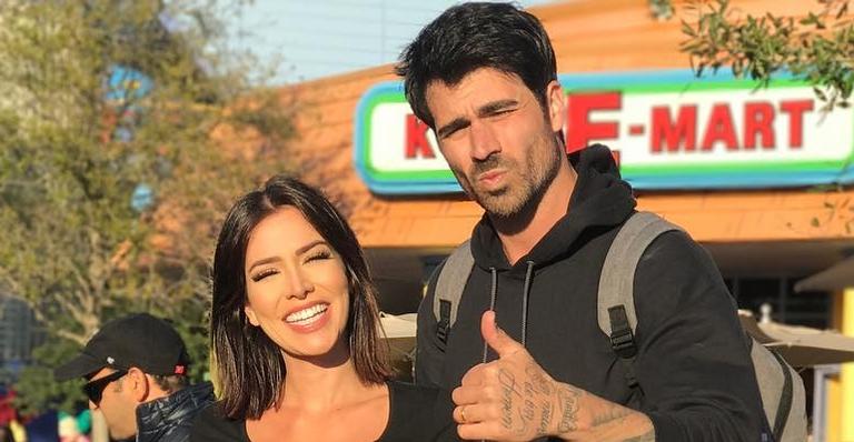 Aniversariante do dia, Adriana Sant’Anna recebe homenagem de Rodrigão: ”Você é fantástica”