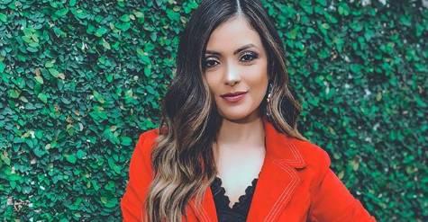 Filha de Li Martins, Antonella aparece estilosa com faixinha no cabelo e encanta fãs